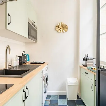 De Grand T2 Standing Apartment *