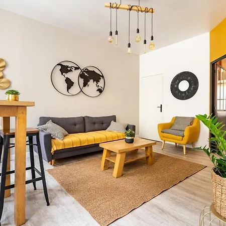 Apartment De Grand T2 Standing